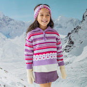 Photo d'un enfant portant le chandail mauve en tricot avec motifs, enfant