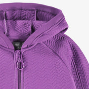 Zoom détails de la veste mauve à capuchon, enfant
