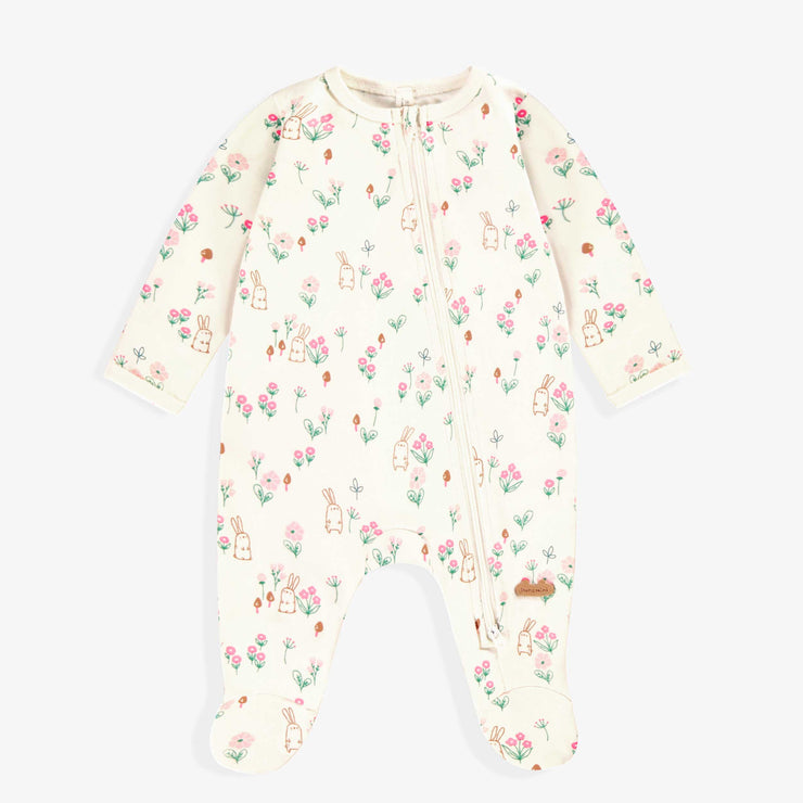 Pyjama crème à motifs, naissance
