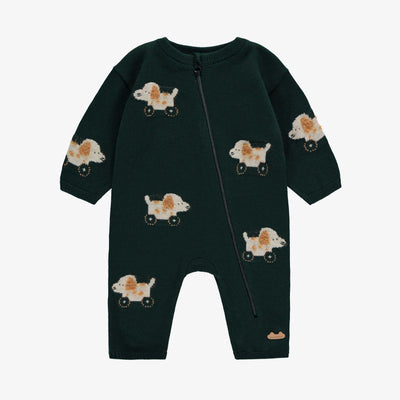 Une pièce vert en tricot avec motifs, naissance