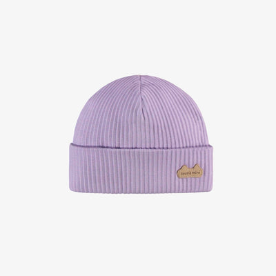 Bonnet mauve en tricot côtelé, naissance