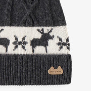 Zoom détails du bonnet gris à motifs jacquard, naissance