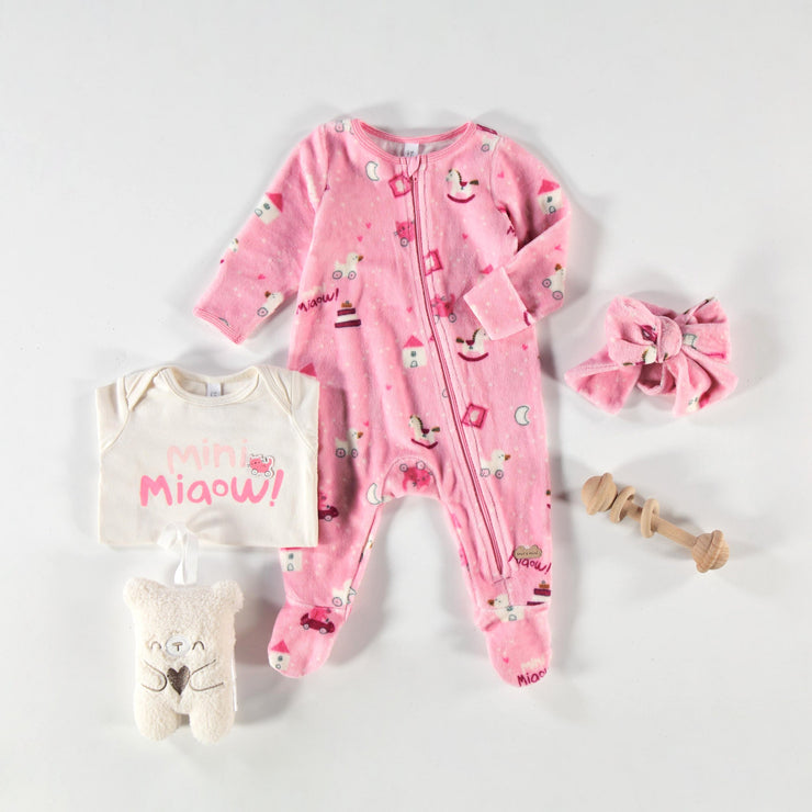 Pyjama rose en velours, naissance